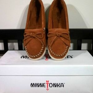 Minnetonka Newport Moc